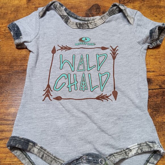 Unisex Short Sleeve Mossy Oak Bodysui Camo Wild Child size 3-6 months Summer D17 - Picture 3 of 4
